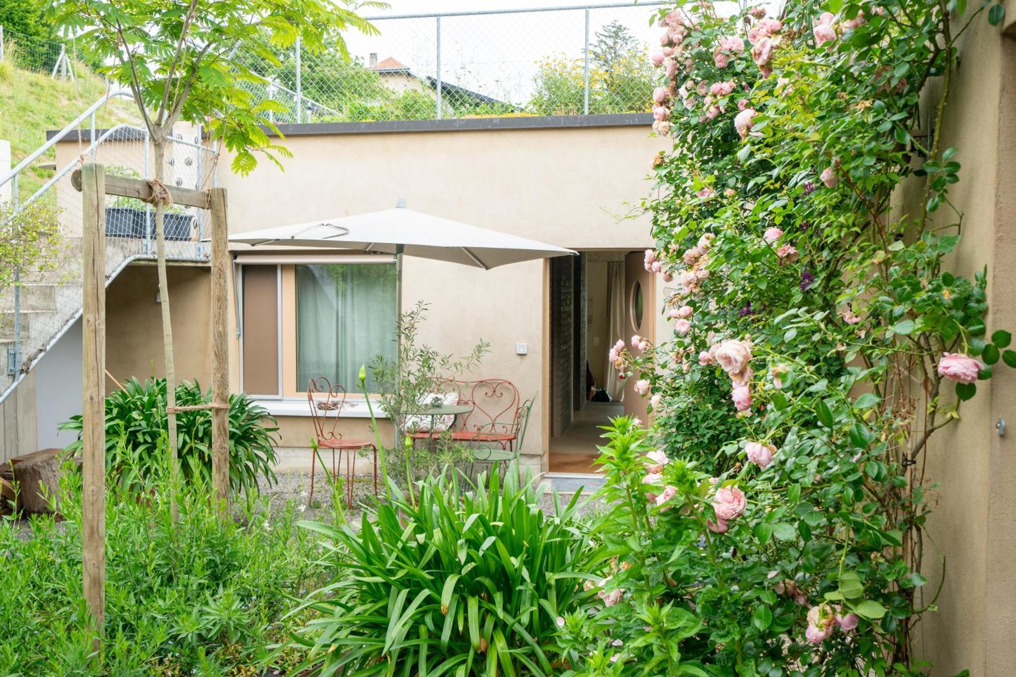 Bnb Belle5 Vully-les-Lacs Eksteriør billede